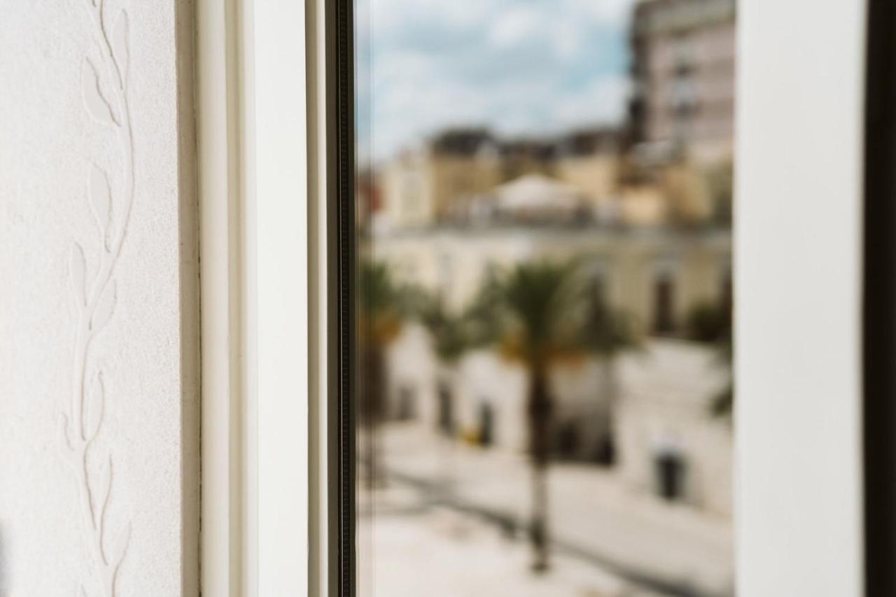 The Harbour - Luxury Living Bed & Breakfast Trani Exterior foto