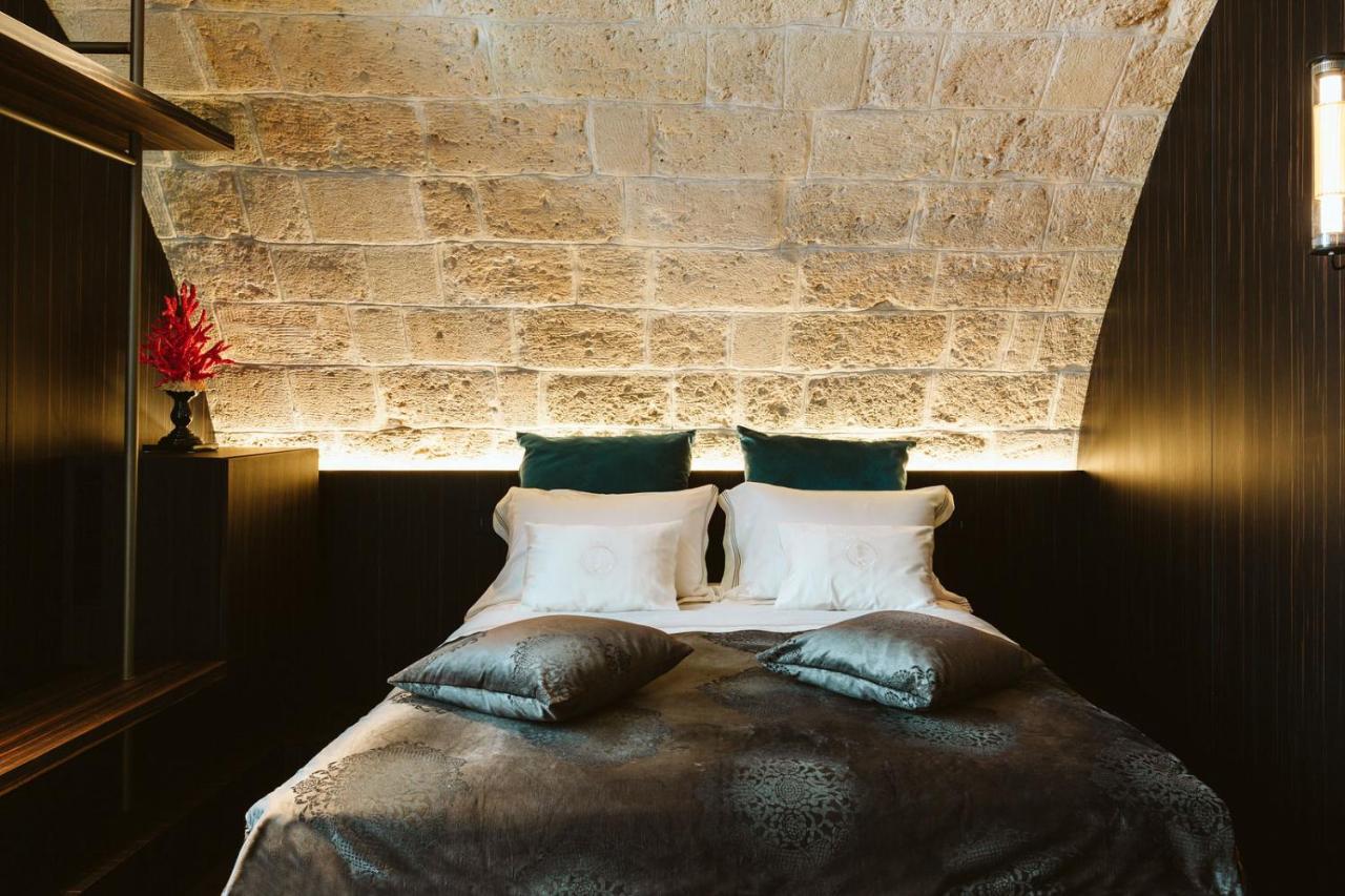 The Harbour - Luxury Living Bed & Breakfast Trani Exterior foto